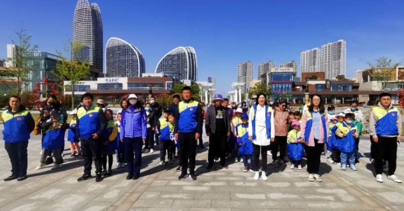 黃發(fā)集團(tuán)團(tuán)委開展“守護(hù)最美海岸線”活動